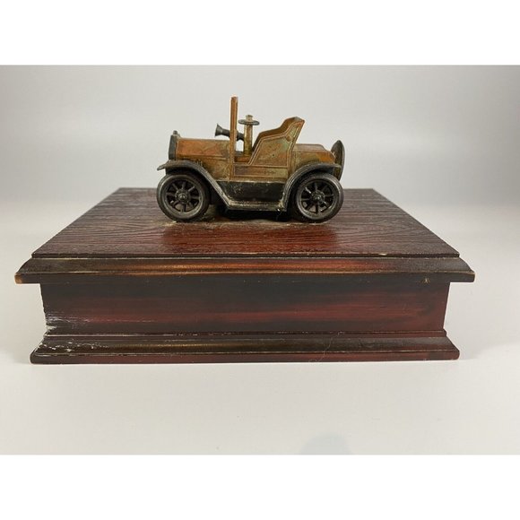 Vintage Playing Card Holder, 1917 Ford Model T Car, Faux Wood Box, Giftco - Picture 4 of 11